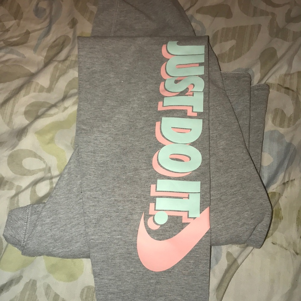 New Nike leggings